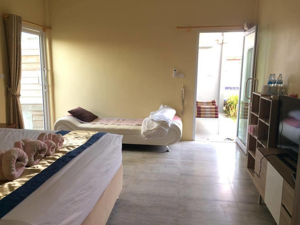 Nadee Resort Udon Thani Eksteriør bilde